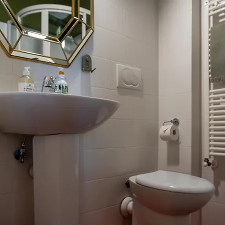 La Lupa Nyaraló La Morra