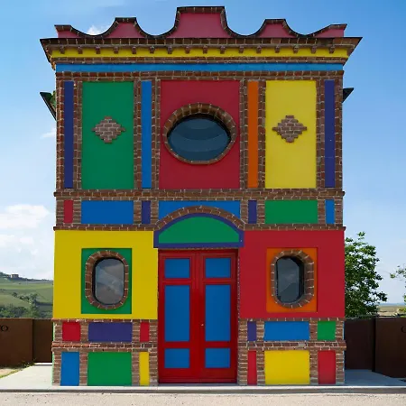 La Lupa Nyaraló La Morra