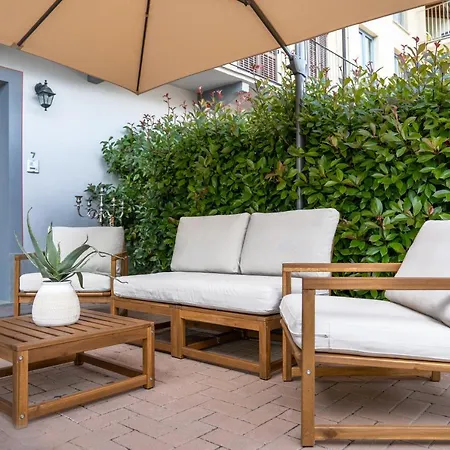 La Lupa Nyaraló La Morra